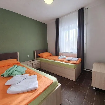 Hotel Arena Teteks 3*